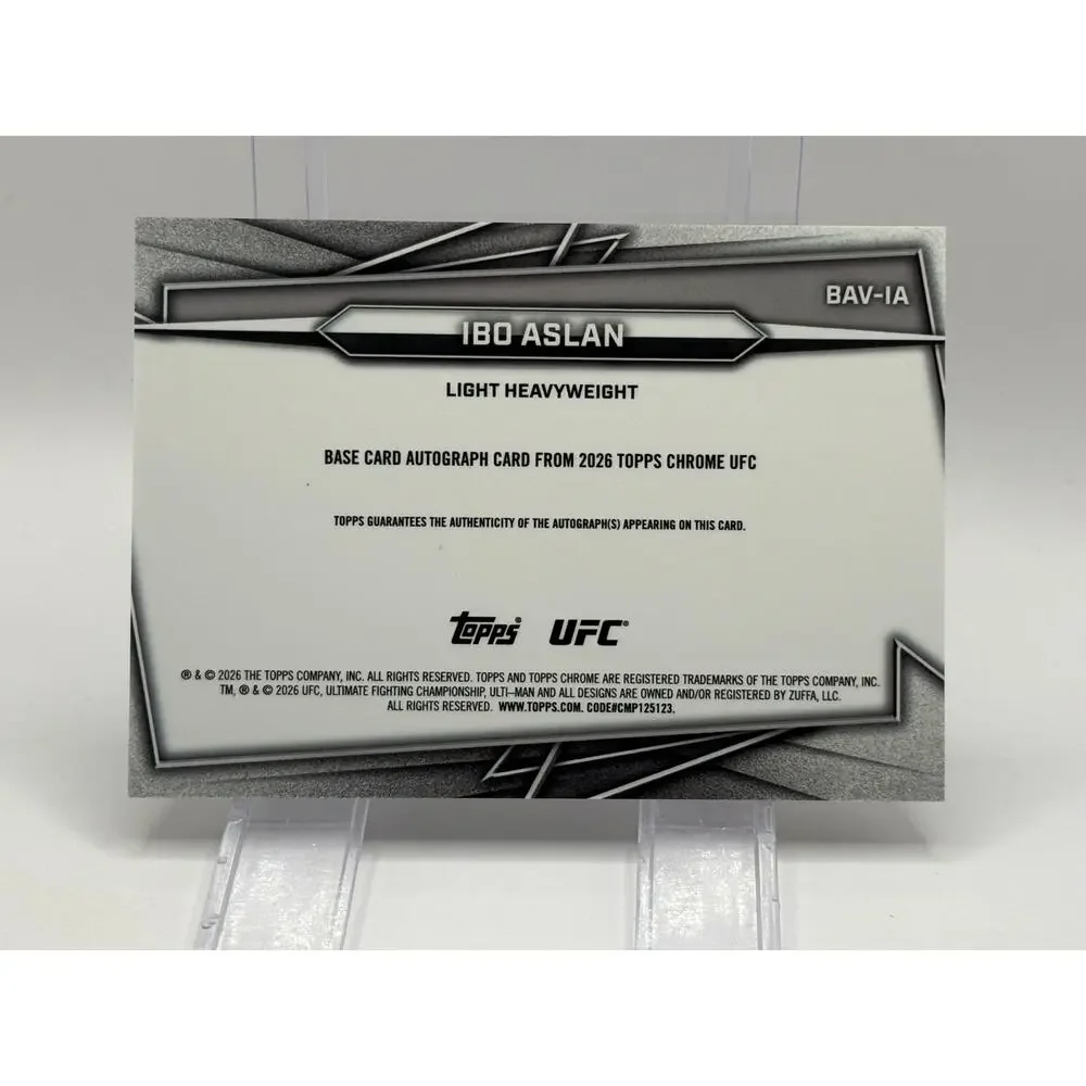 2026 Topps Chrome UFC Ibo Aslan Rookie Gold Geometric Refractor Auto 15/50 SP RC